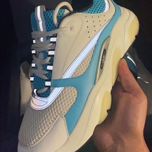 Dior B22 Sneakers